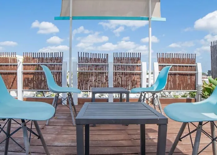 Papaya 20 Super Ph 2 Bedroom With Private Rooftop - Jacuzzi *