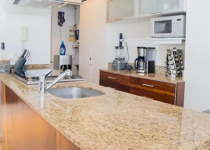 Papaya 20 Super Ph 2 Bedroom With Private Rooftop - Jacuzzi Apartment