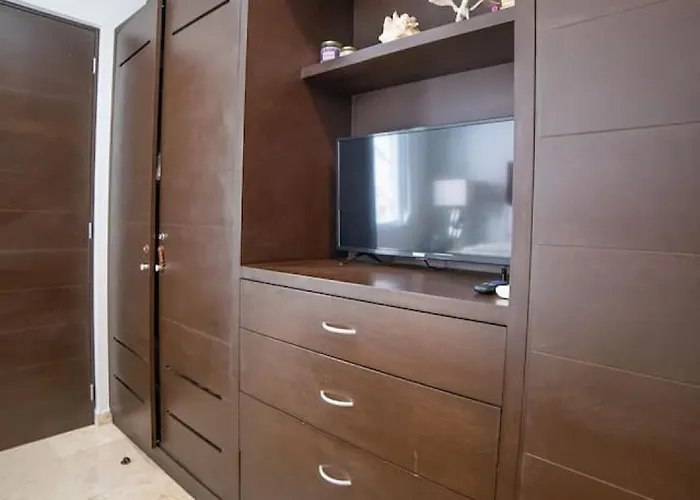 Papaya 20 Super Ph 2 Bedroom With Private Rooftop - Jacuzzi *